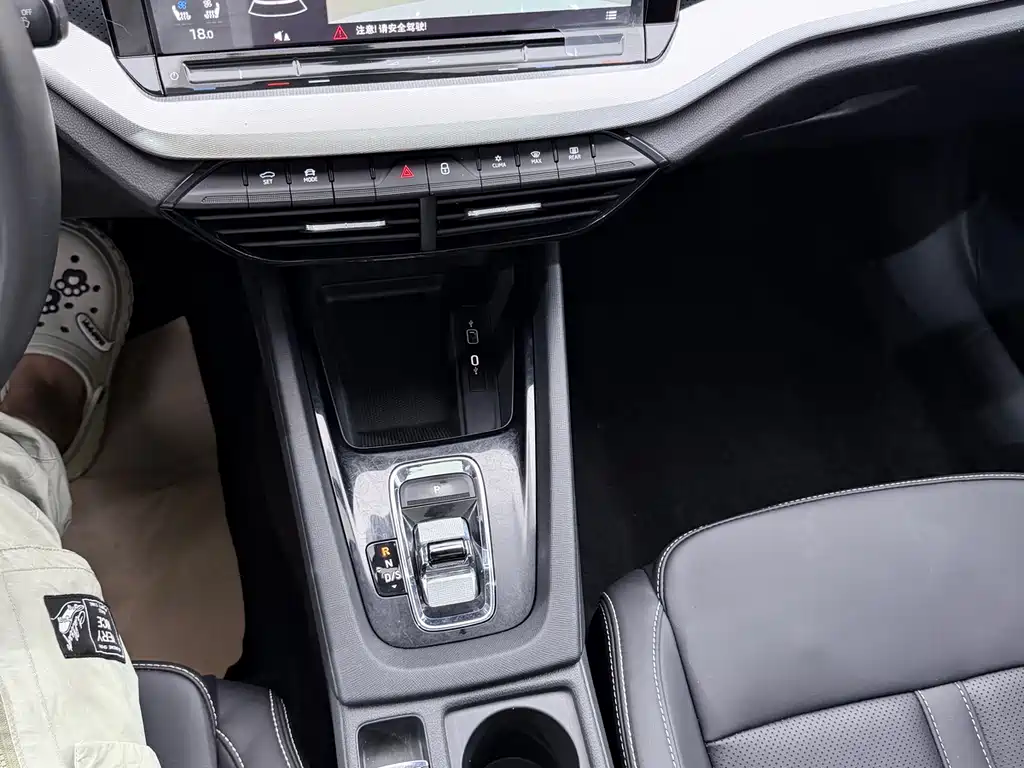 Skoda Octavia 2022 — фото 13