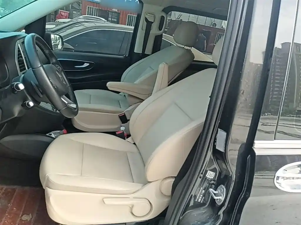 Mercedes-Benz Vito 2017 — фото 15