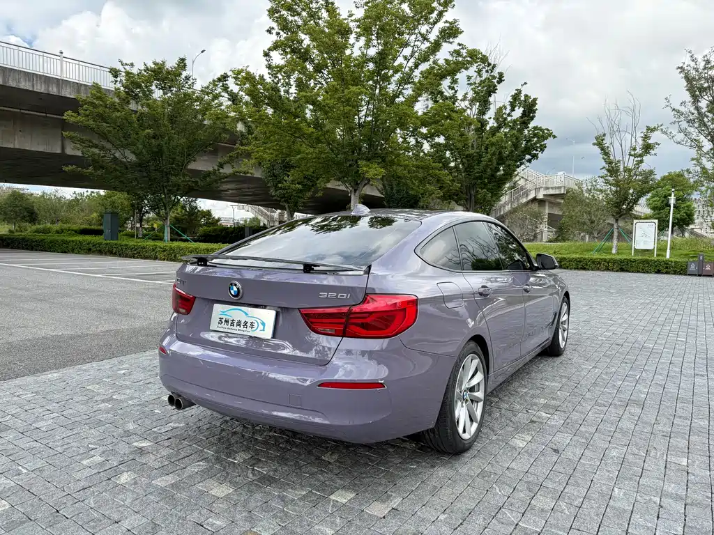 BMW 3 Series GT 2017 — фото 10