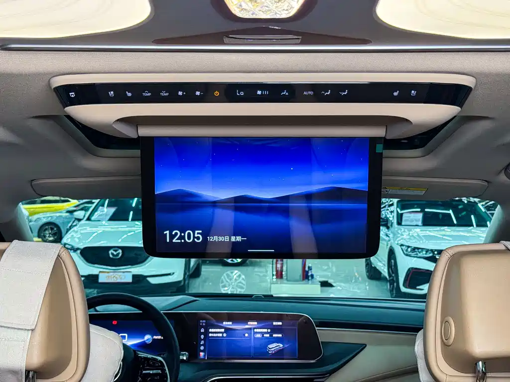 Buick GL8 New Energy 2025 — фото 13