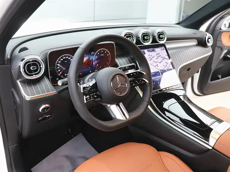 Mercedes-Benz GLC 2024 — фото 13