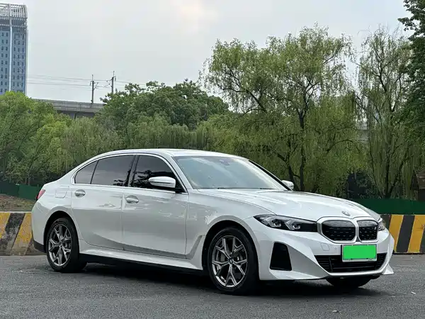 BMW i3 2022