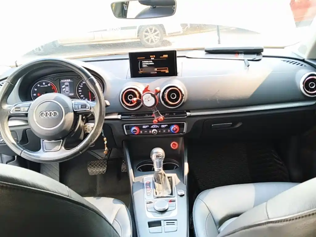 Audi A3 2017 — фото 10
