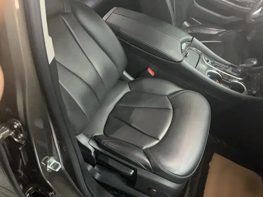 Buick Envision Plus 2021 — фото 9