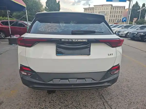 Bestune T77 2020