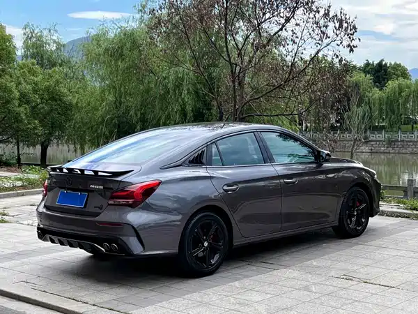 MG MG5 Scorpio 2022