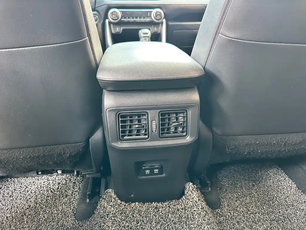 Toyota Wildlander 2020 — фото 18