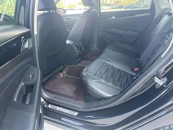 Volkswagen Passat 2019