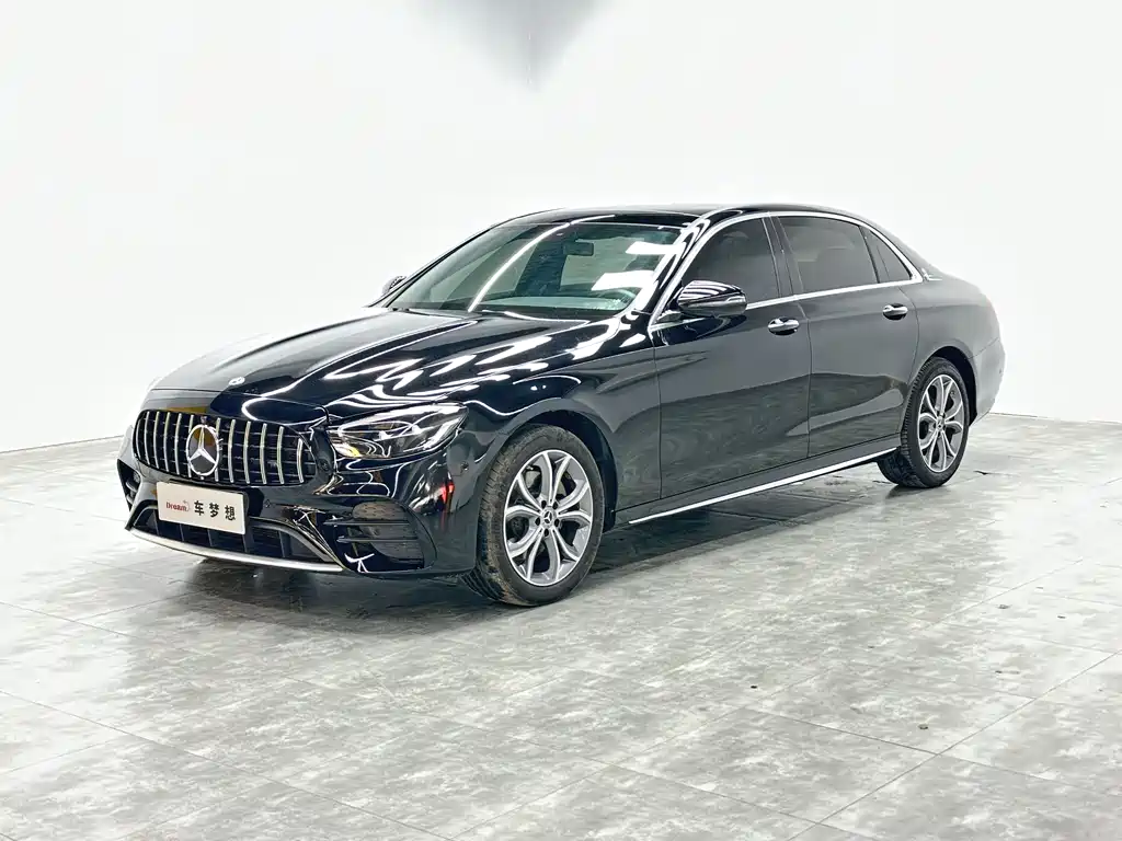 Mercedes-Benz E-Class 2022 — фото 1