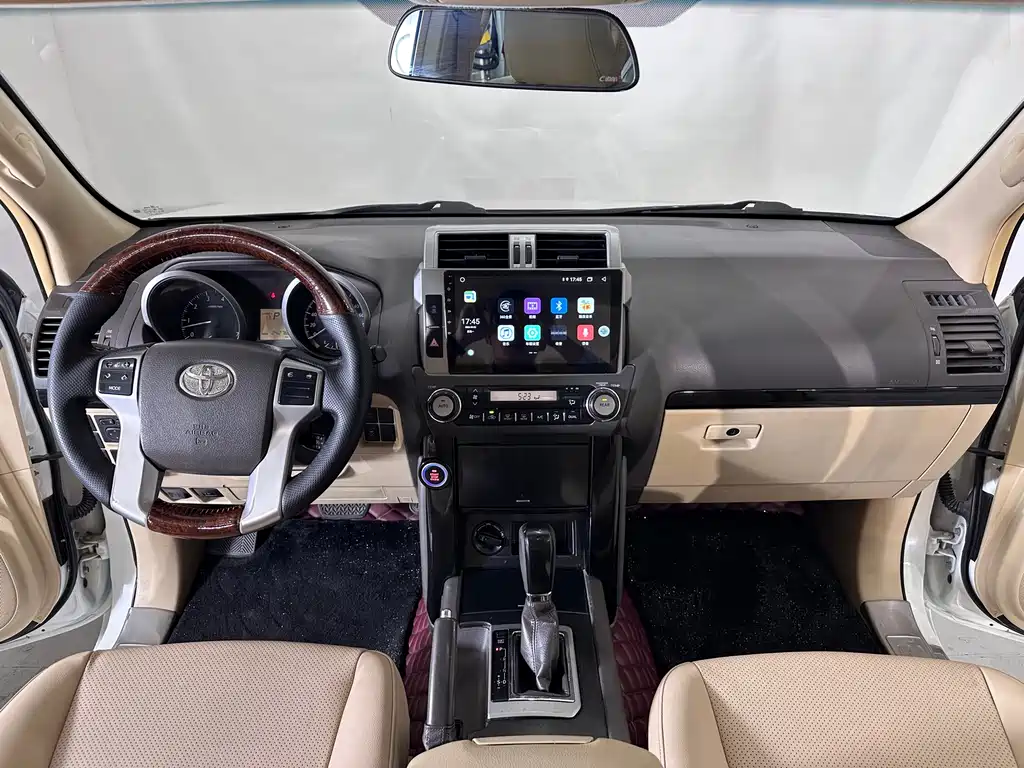 Toyota Prado 2016 — фото 8