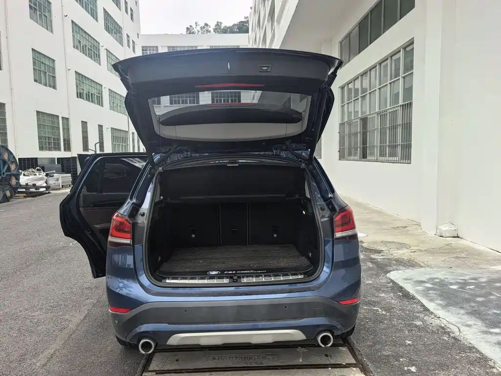 BMW X1 2021 — фото 14