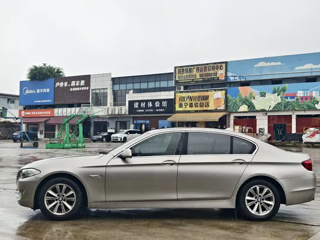 BMW 5 Series 2013 — фото 2