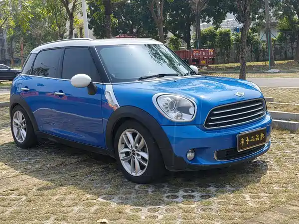 MINI Countryman 2014