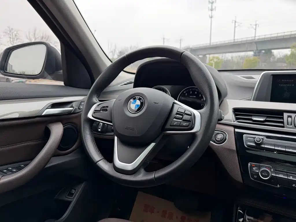 BMW X1 2019 — фото 14