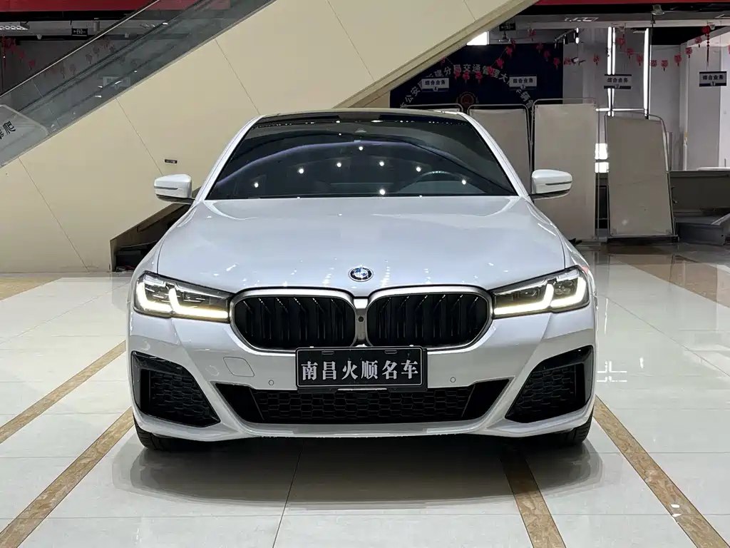BMW 5 Series 2023