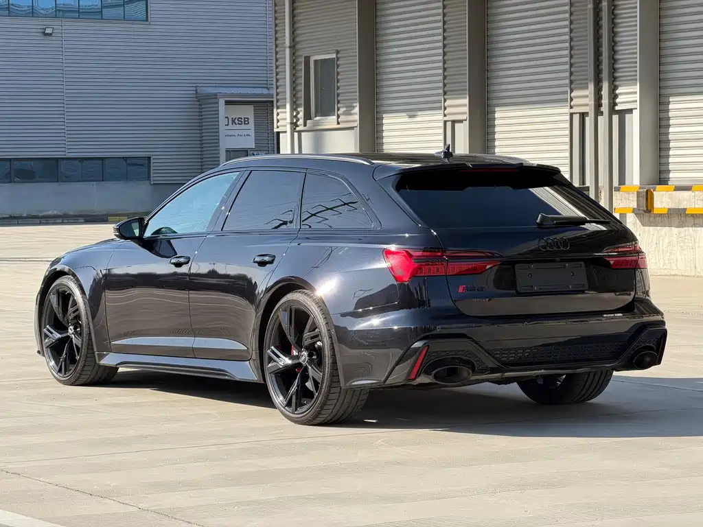 Audi RS 6 2022 — фото 4