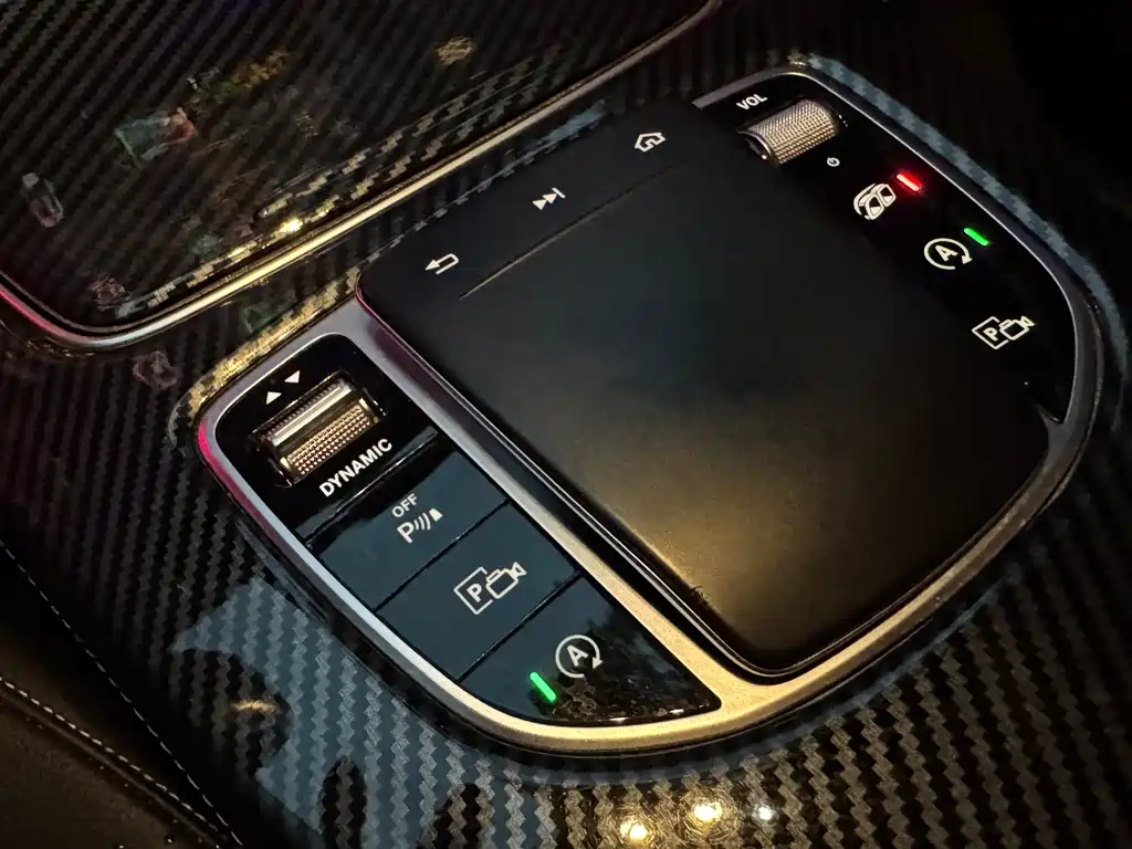 Mercedes-Benz CLS 2020 — фото 12