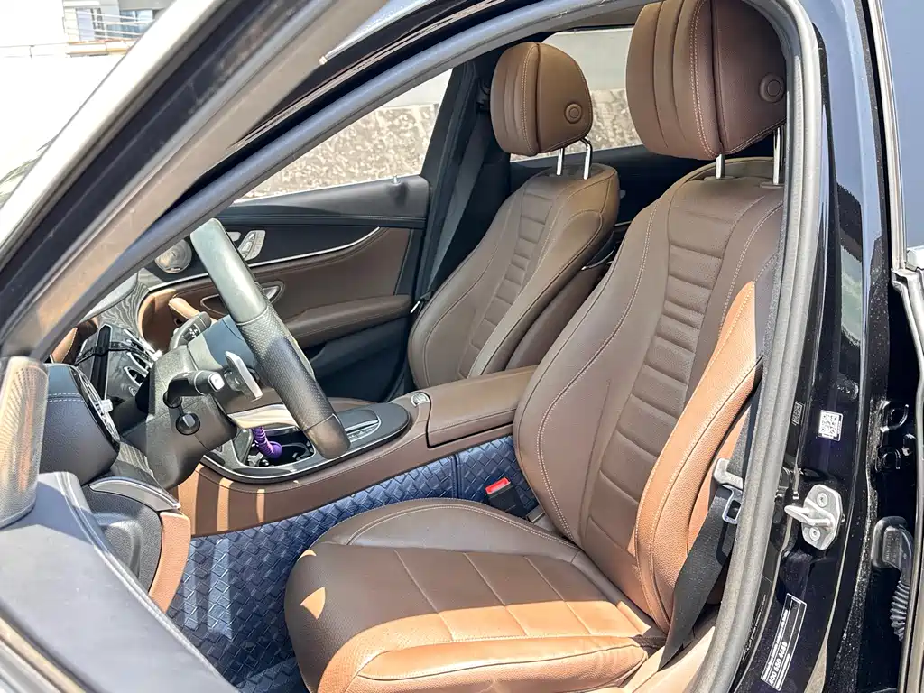 Mercedes-Benz E-Class 2020 — фото 9