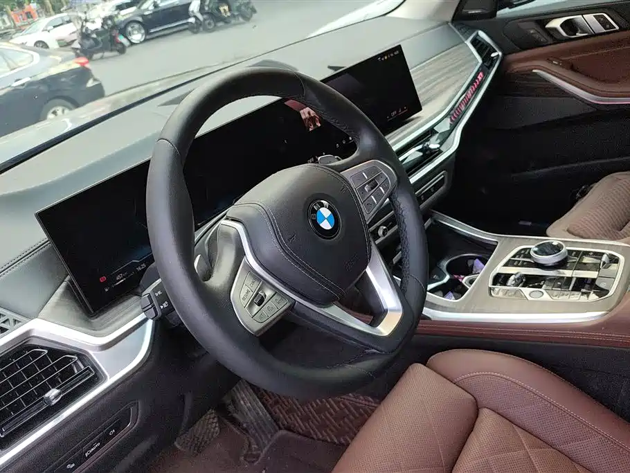 BMW X7 2025 — фото 14