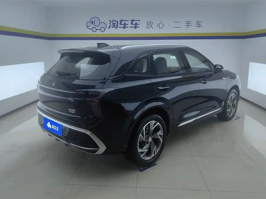 Hongqi HS3 PHEV 2025 — фото 3