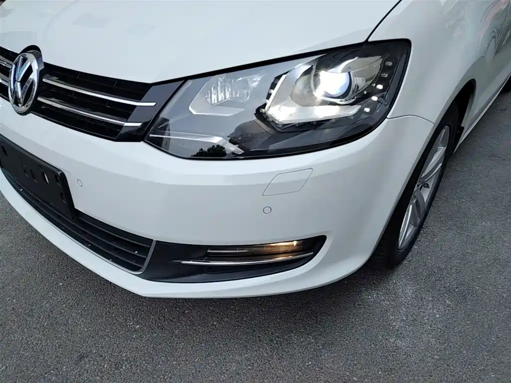 Volkswagen Sharan 2016 — фото 24