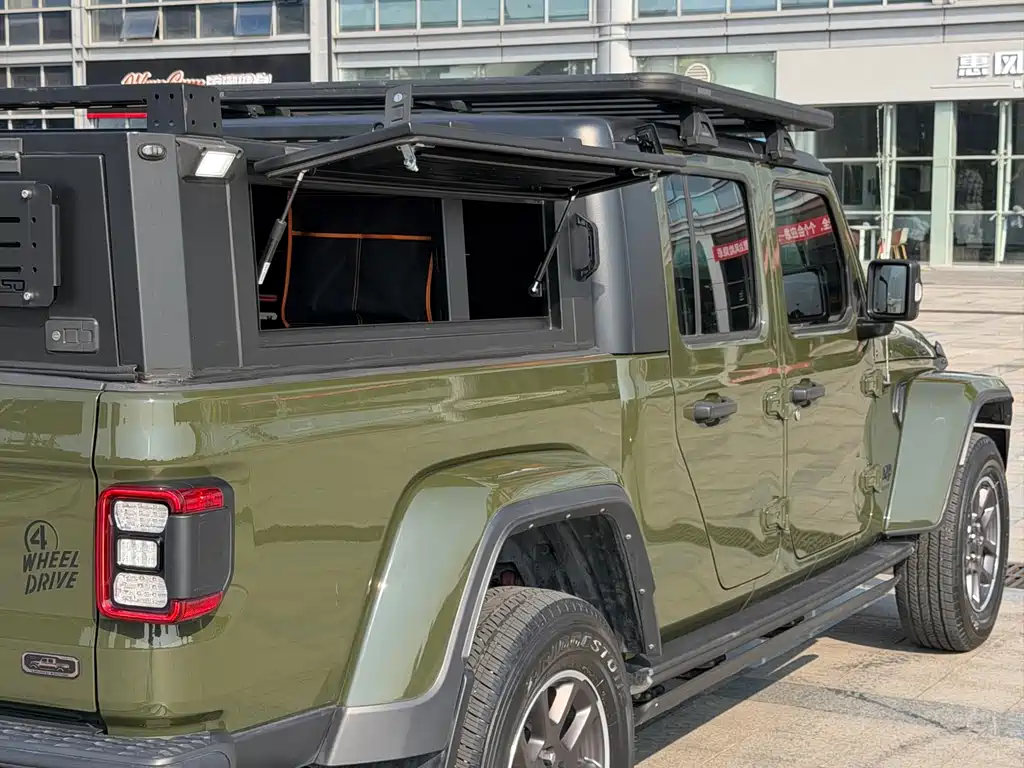 Jeep Gladiator 2023 — фото 16