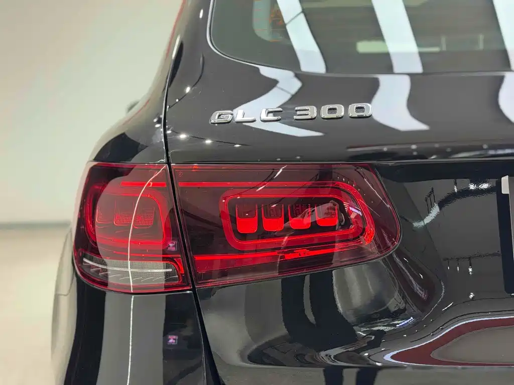 Mercedes-Benz GLC 2019 — фото 34