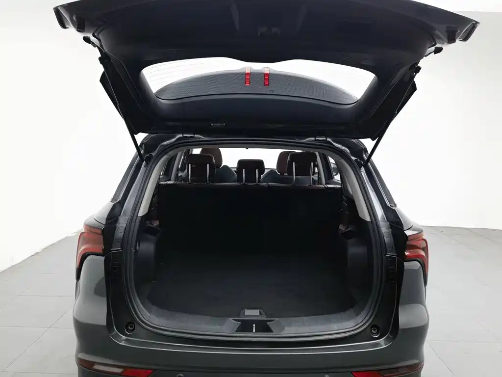 Changan CS75PLUS 2020 — фото 16