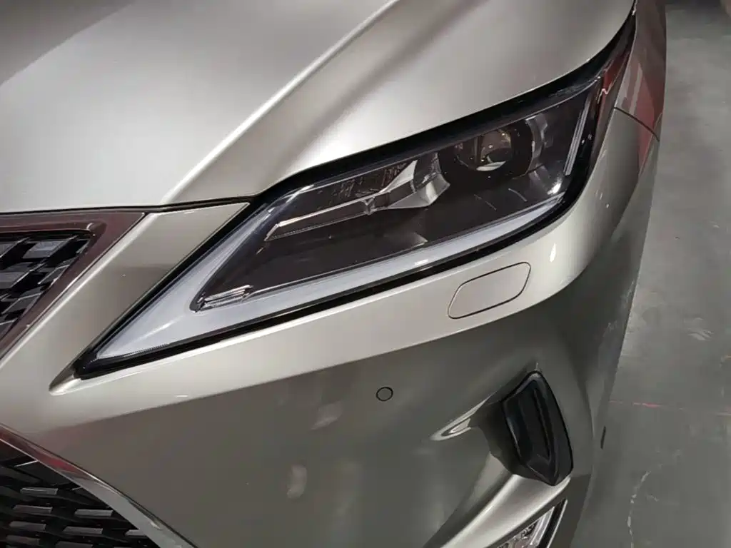 Lexus RX 2022 — фото 24