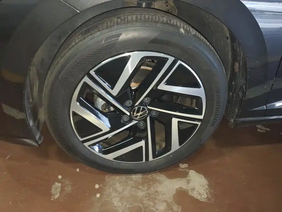 Volkswagen Sagitar 2024