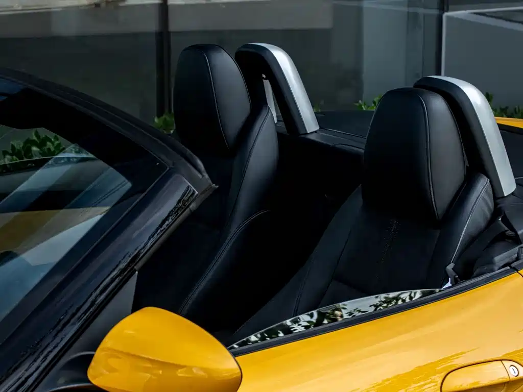 BMW Z4 2012 — фото 16
