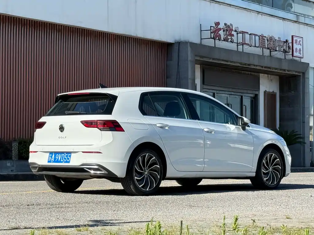 Volkswagen Golf 2020