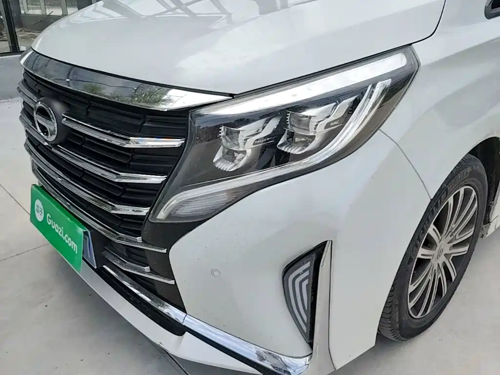 GAC Trumpchi M8 2022 — фото 24