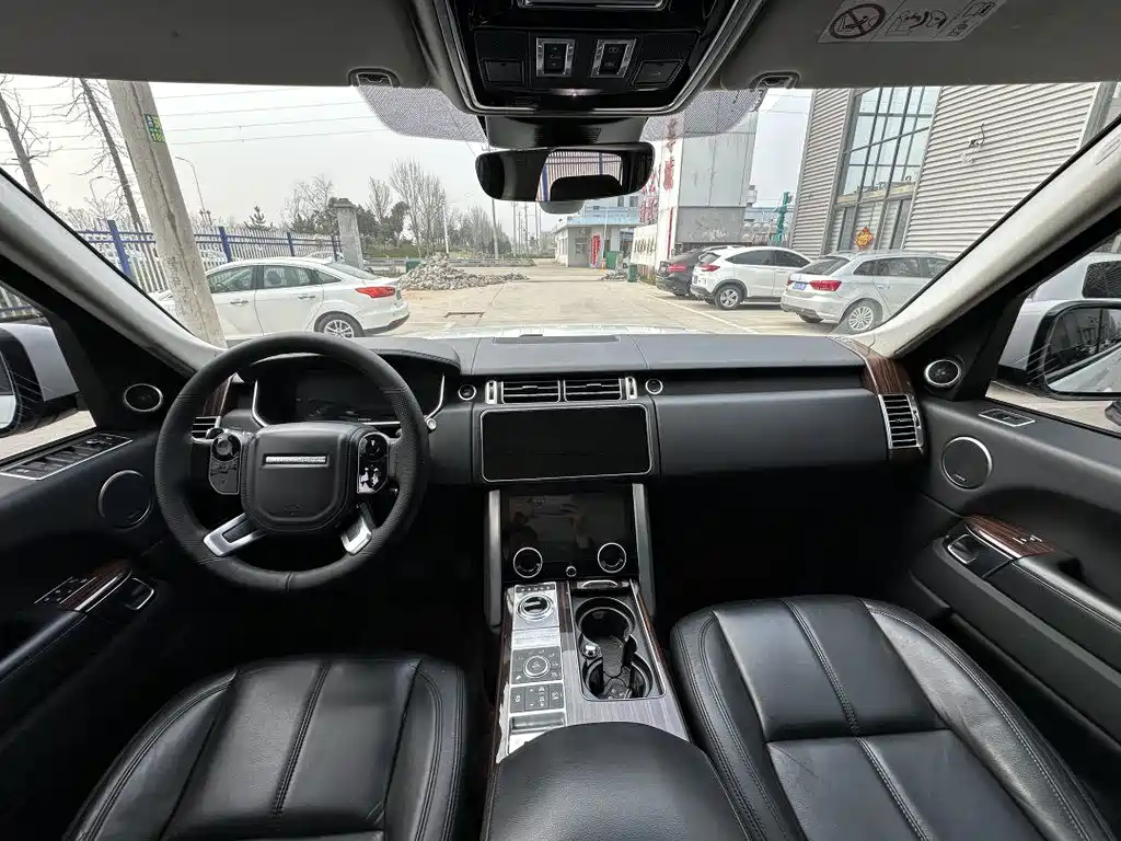 Land Rover Range Rover 2018 — фото 6