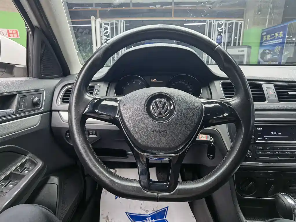 Volkswagen Gran Lavida 2016 — фото 10