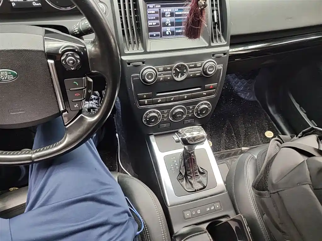 Land Rover Freelander 2 2015 — фото 14