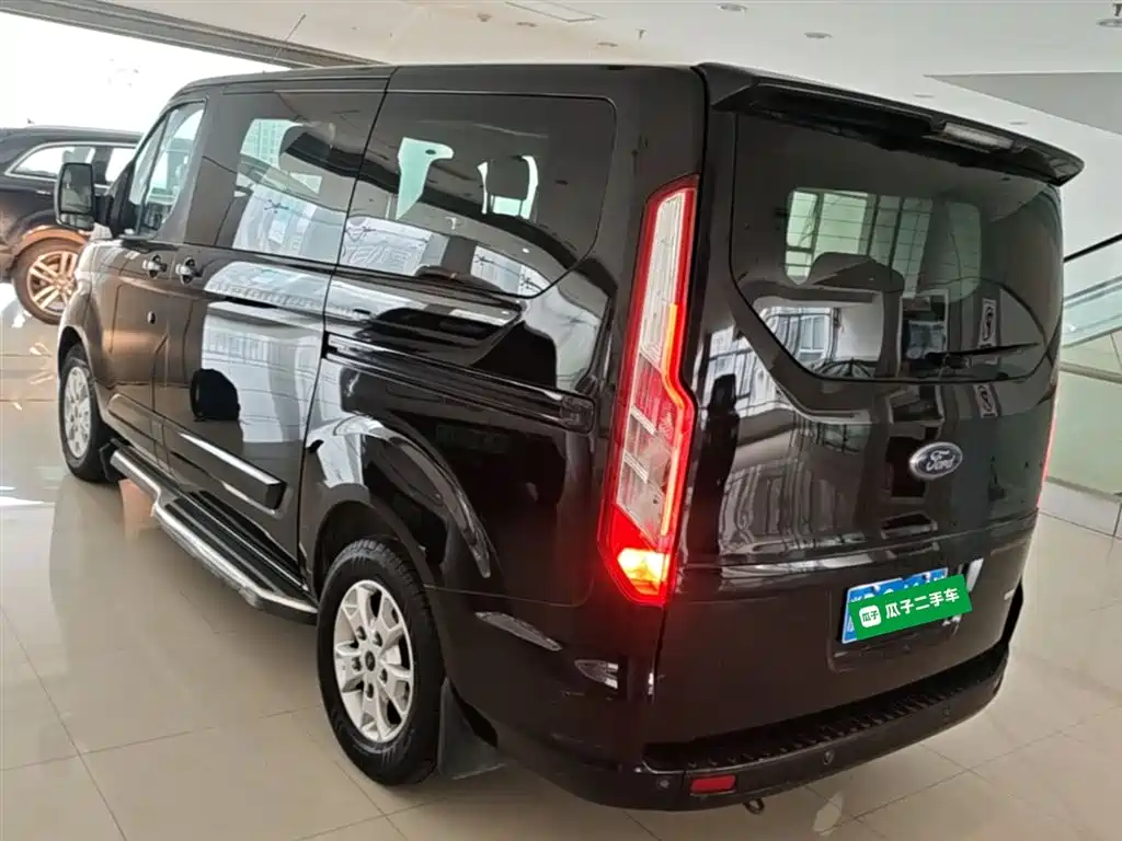 Ford Tourneo 2020 — фото 5