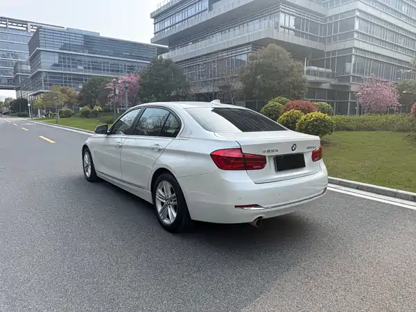 BMW 3 Series 2016