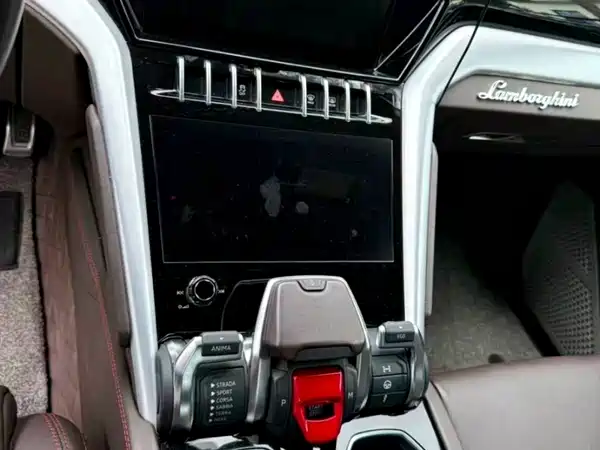 Lamborghini Urus 2020