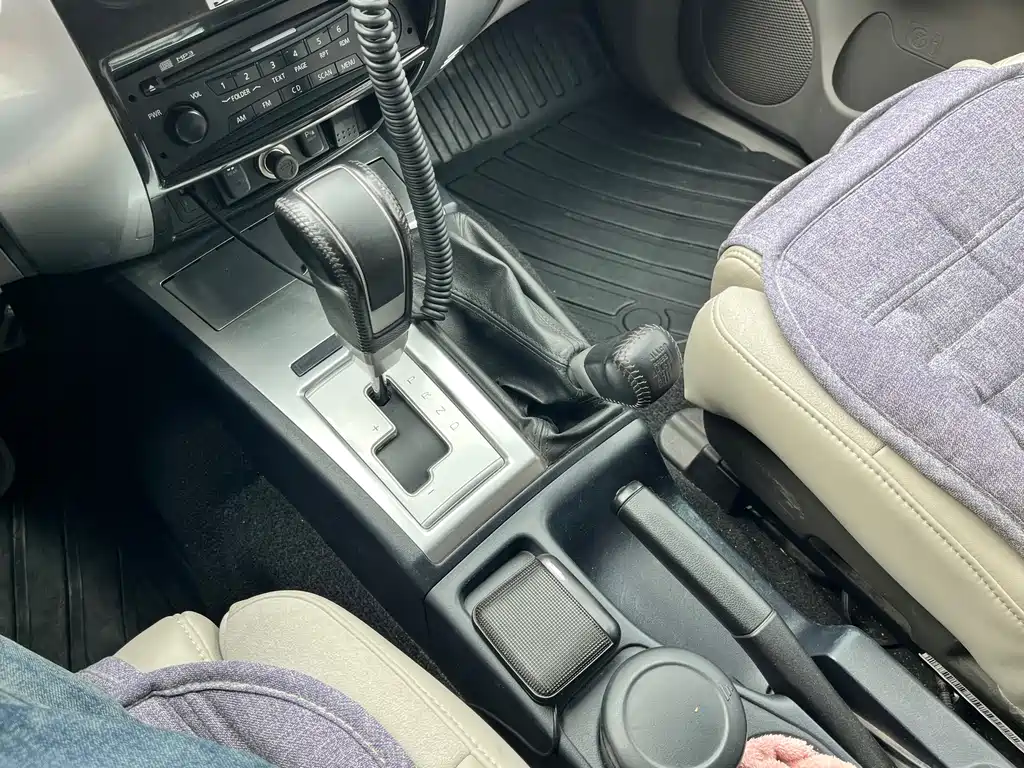 Mitsubishi Pajero Sport 2016 — фото 13