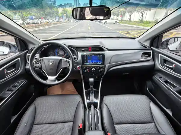 Honda Crider 2016