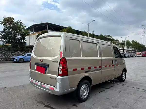 Wuling Rongguang 2021
