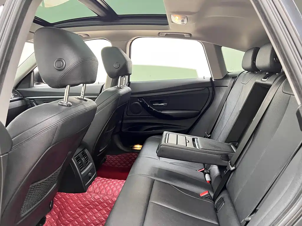 BMW 3 Series GT 2019 — фото 18