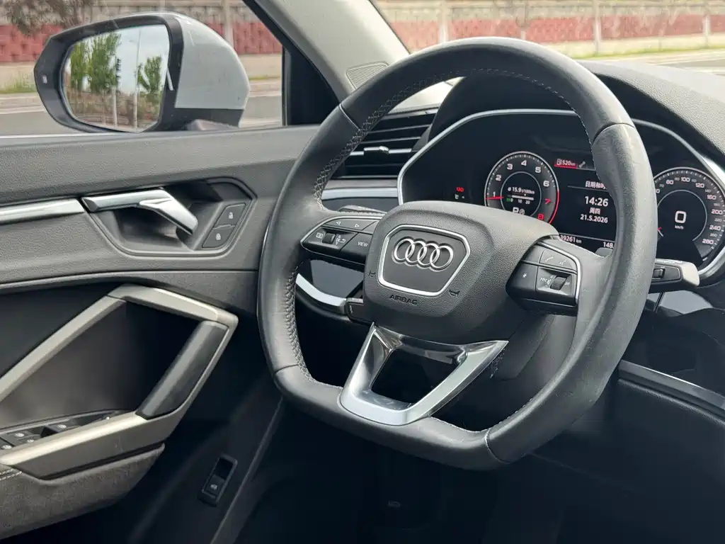 Audi Q3 2022 — фото 15