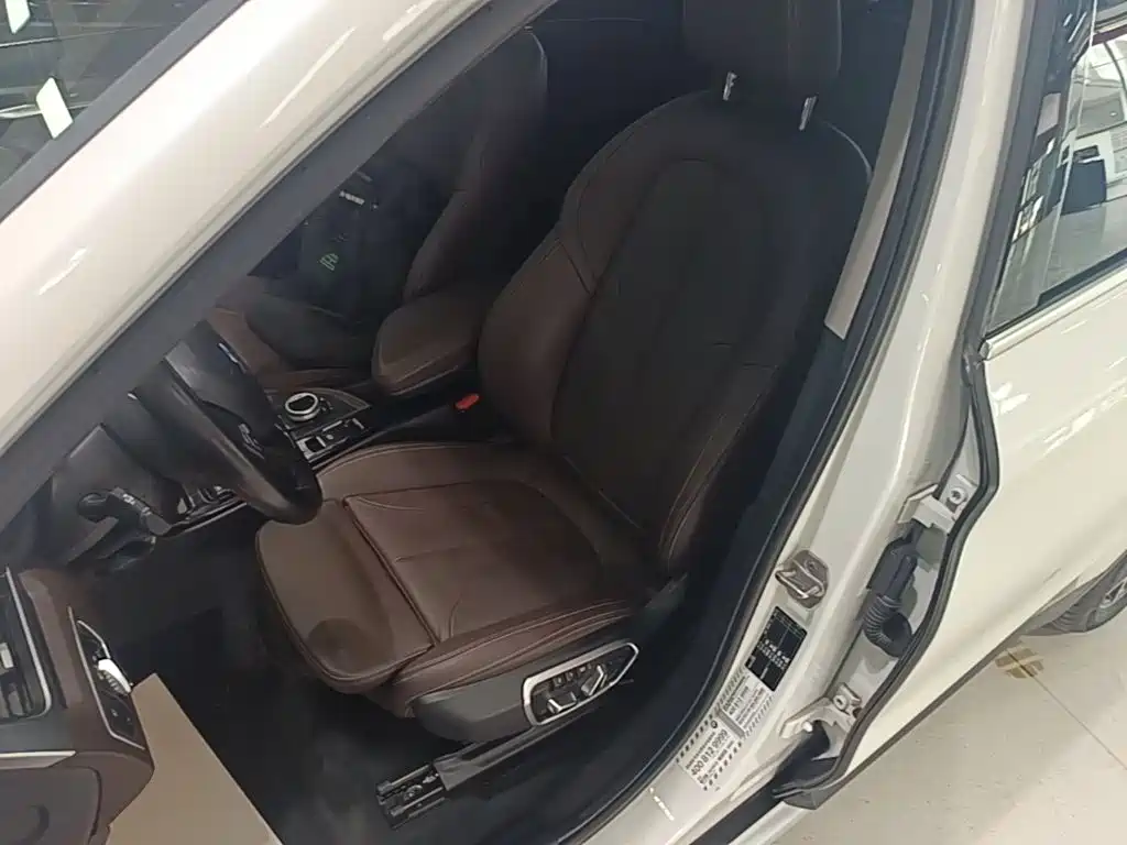BMW X1 2019 — фото 15