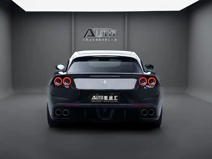 Ferrari GTC4Lusso 2019 — фото 4