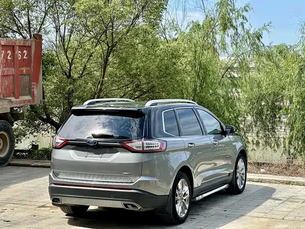 Ford Edge 2018