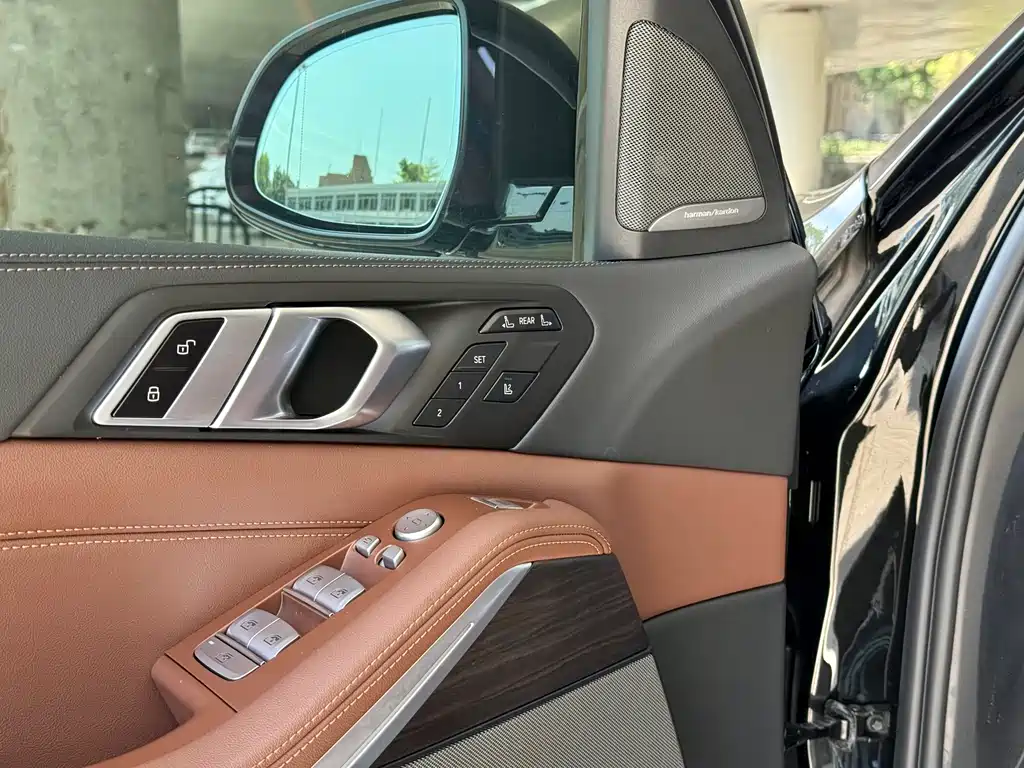 BMW X7 2023 — фото 10