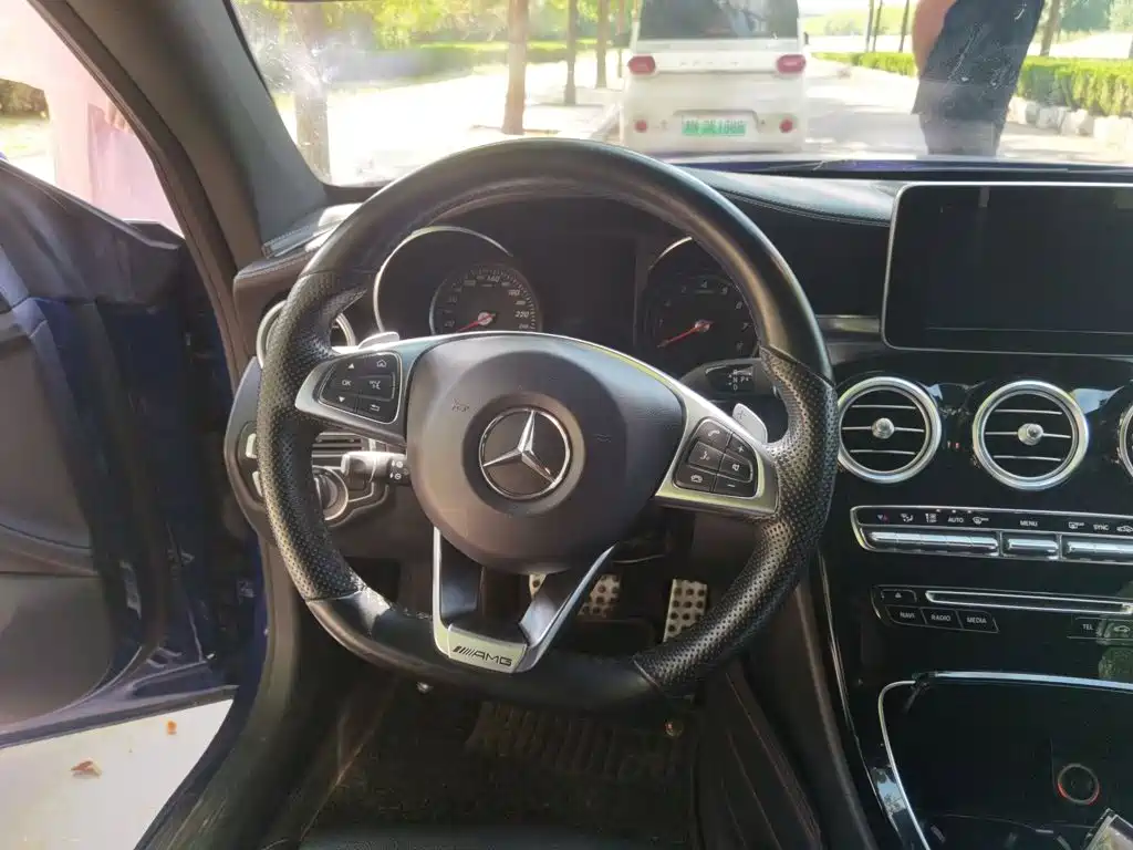 Mercedes-Benz C-Class 2017 — фото 3