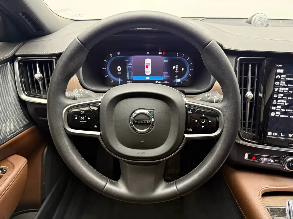 Volvo S90 2023 — фото 14